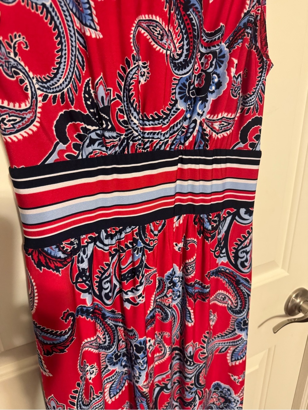 Dress Barn Roz and Ali Red Paisley Maxi Dress Sz Small Memorial Day - Picture 7 of 8
